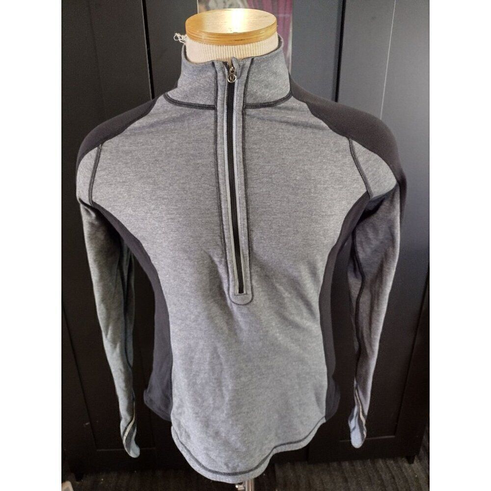 Lululemon Run U-Turn gray and black long sleeved  Zip up running pull over Mediu